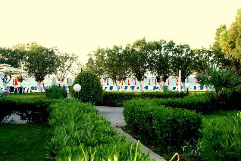 Lejlighedshotel Bayside Katsaras 4*